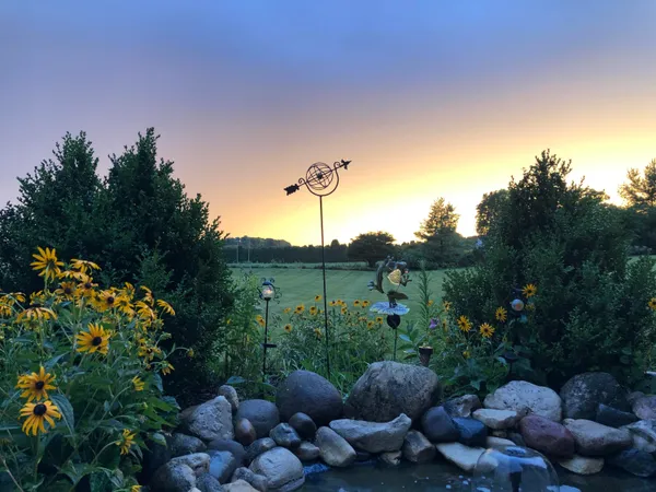 $999,000 | N60W27257 Trappers Run, Merton, WI 53089