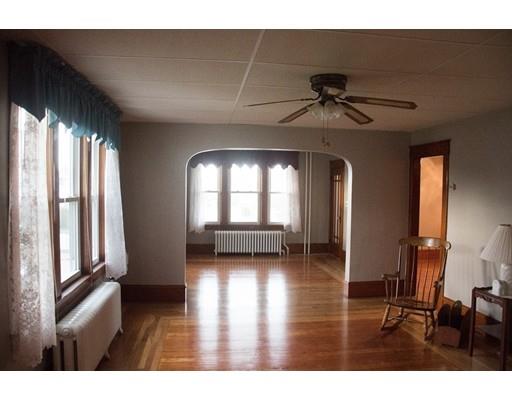 520 Ludlow Street Fall River, MA 02721 - Photo 4 of 24