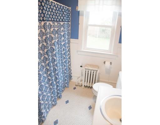 520 Ludlow Street Fall River, MA 02721 - Photo 9 of 24