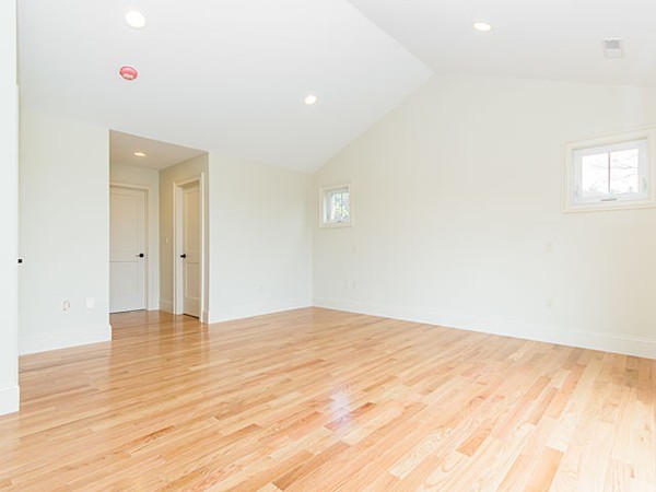 321 Prospect Hill Road Waltham, MA 02451 - Photo 20 of 29 Gallery Image 20