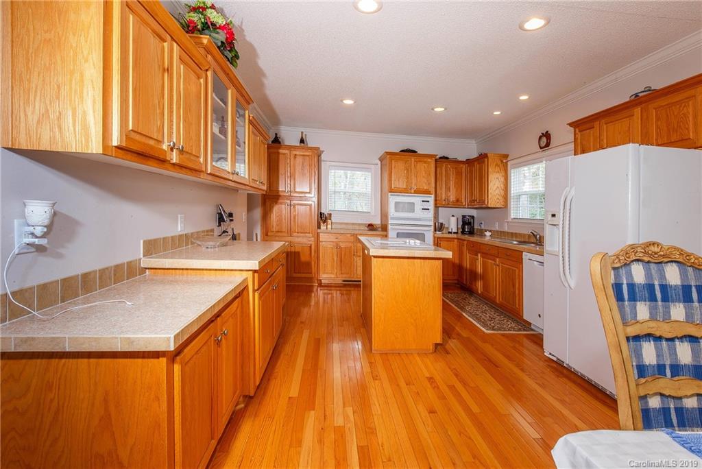 44 Forest Lake Road Brevard, NC 28712 - Photo 13 of 30 Gallery Image 13