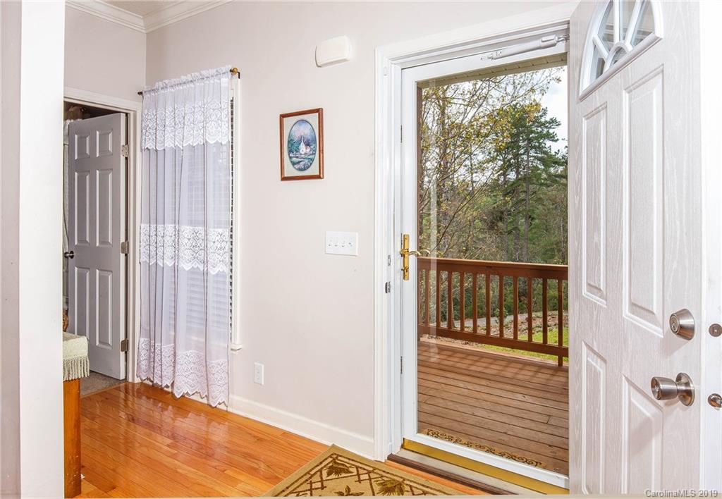 44 Forest Lake Road Brevard, NC 28712 - Photo 8 of 30 Gallery Image 8