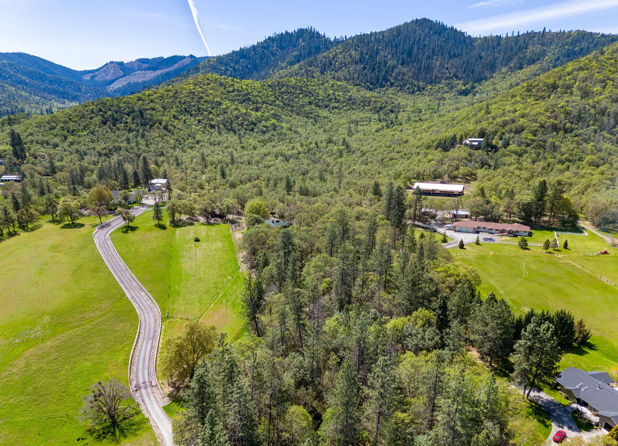 7849 Old Stage Road Central Point, OR 97502 - Photo 5 of 72 4-web-or-mls-OSR (4)