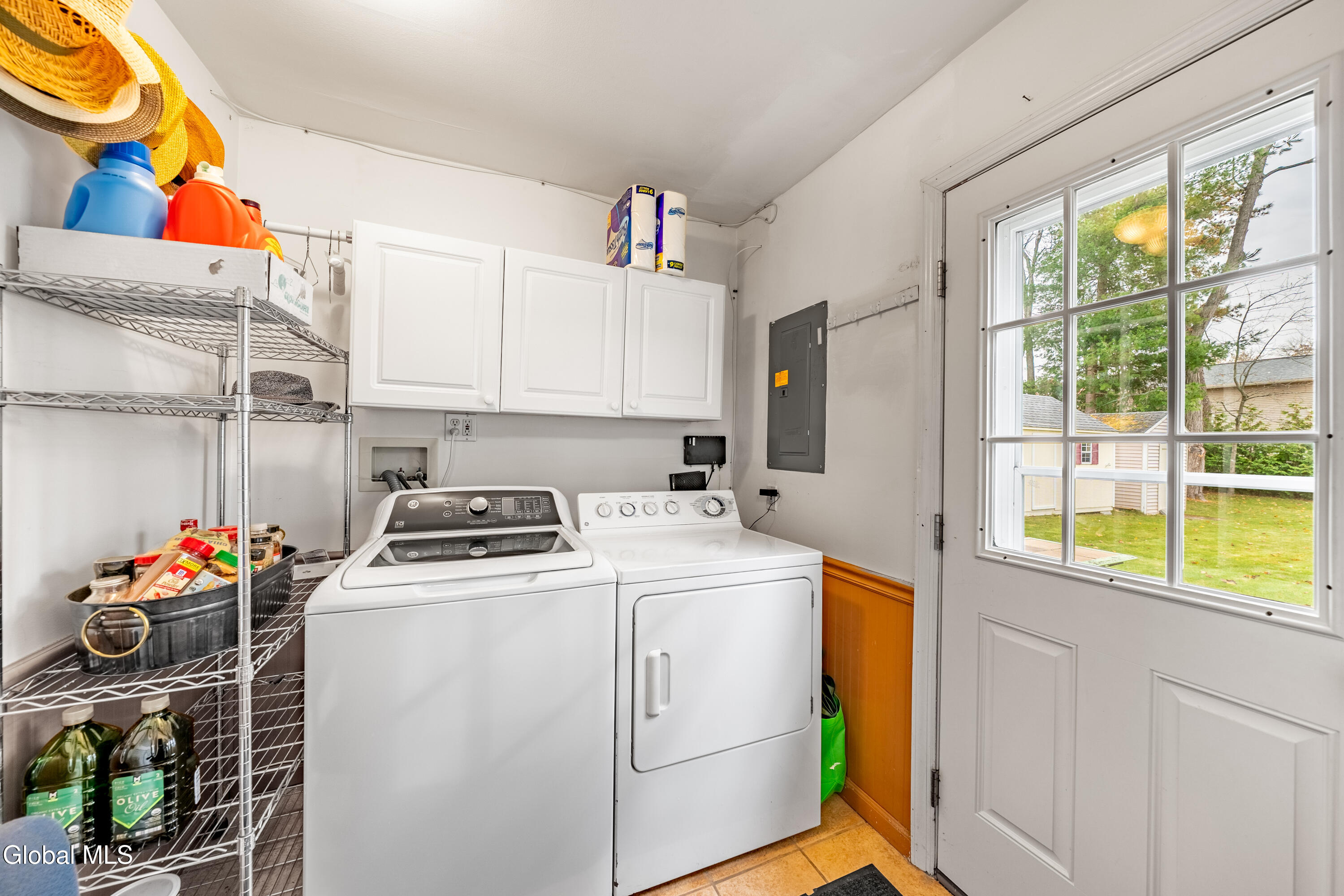 477 Bradford Road Schenectady, NY 12304 - Photo 11 of 17 DSC01755-HDR