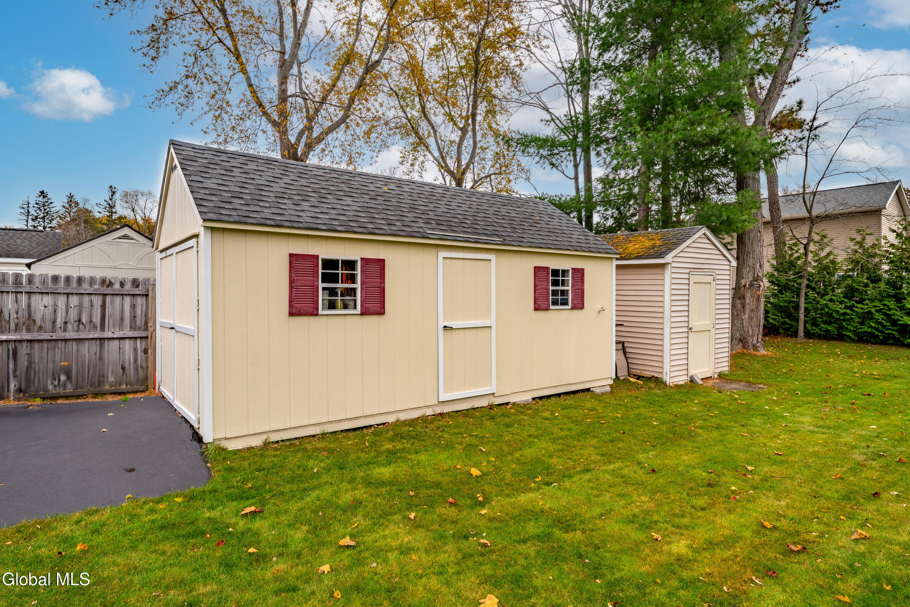 477 Bradford Road Schenectady, NY 12304 - Photo 15 of 17 DSC01735-HDR-Edit