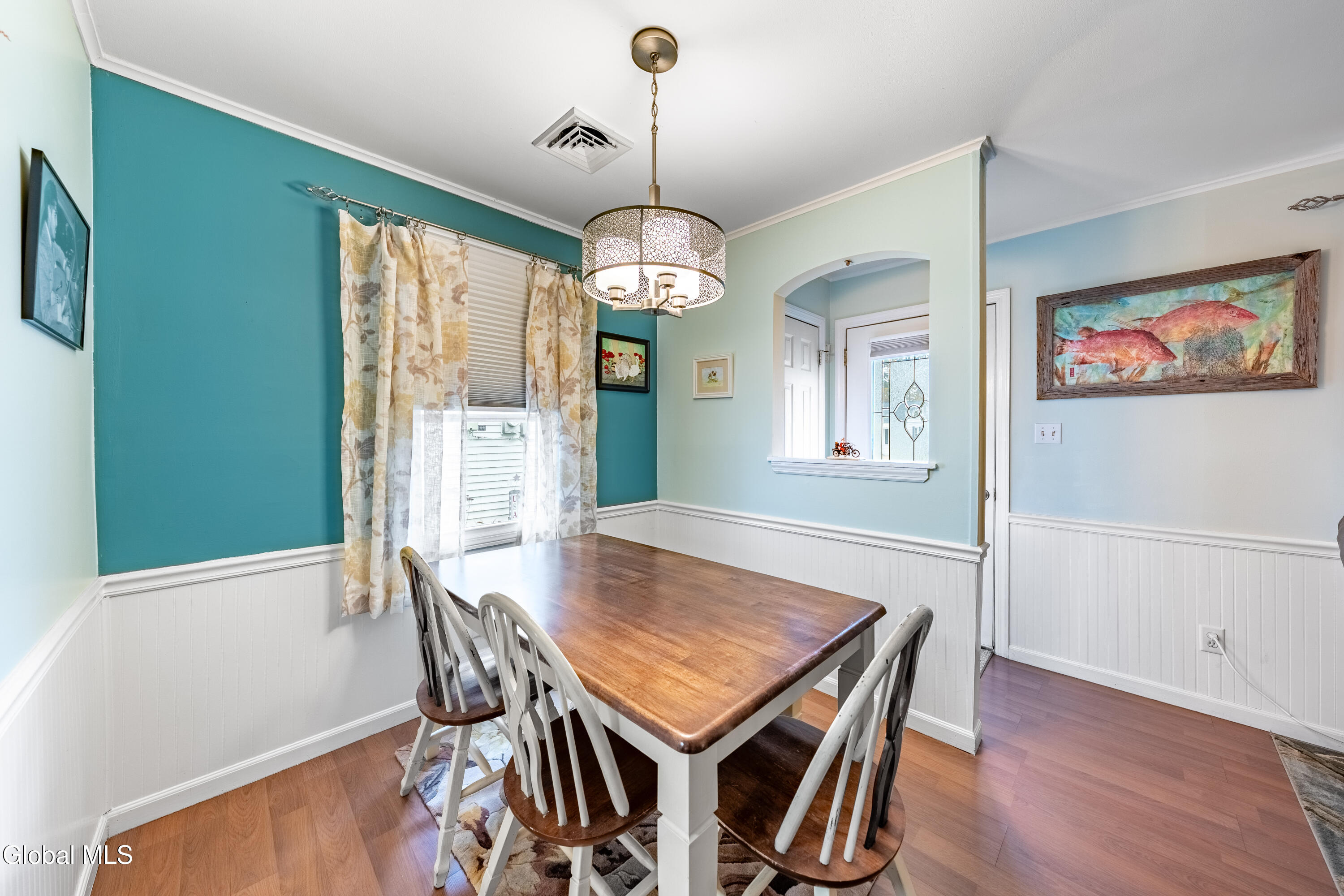 477 Bradford Road Schenectady, NY 12304 - Photo 4 of 17 DSC01770-HDR