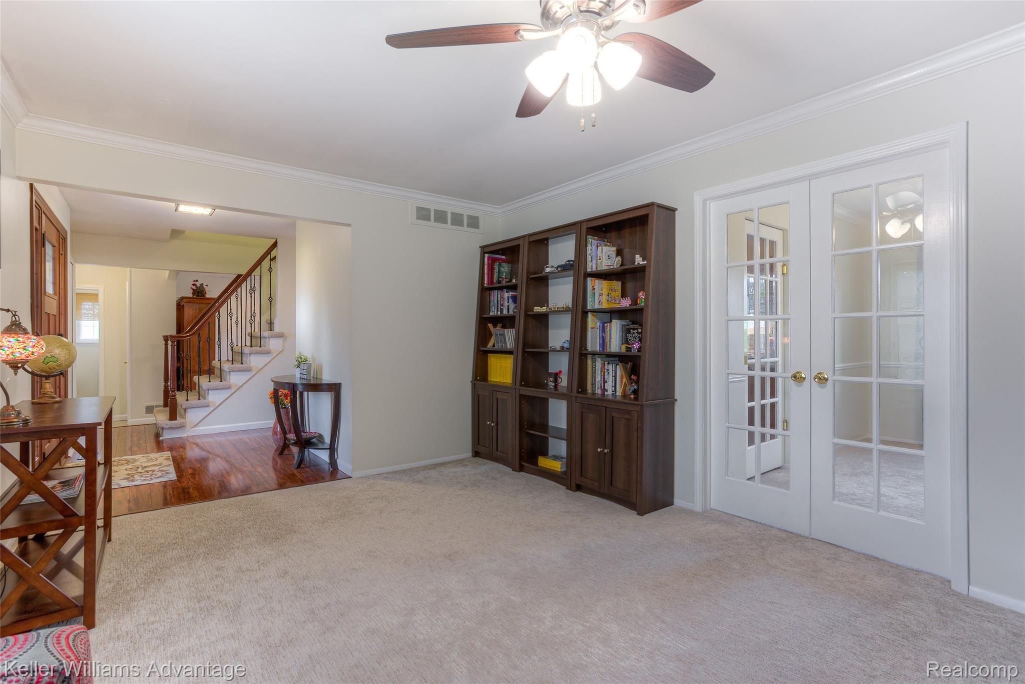42302 Hanford Road Canton, MI 48187 - Photo 5 of 49 42302 hanford interiors (11).jpg