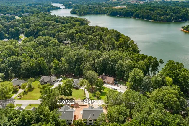 $408,000 | 216 Giles Street, Anderson, SC 29621