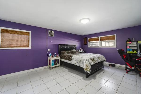 $495,000 | 2458 Seminary Avenue, Des Plaines, IL 60016