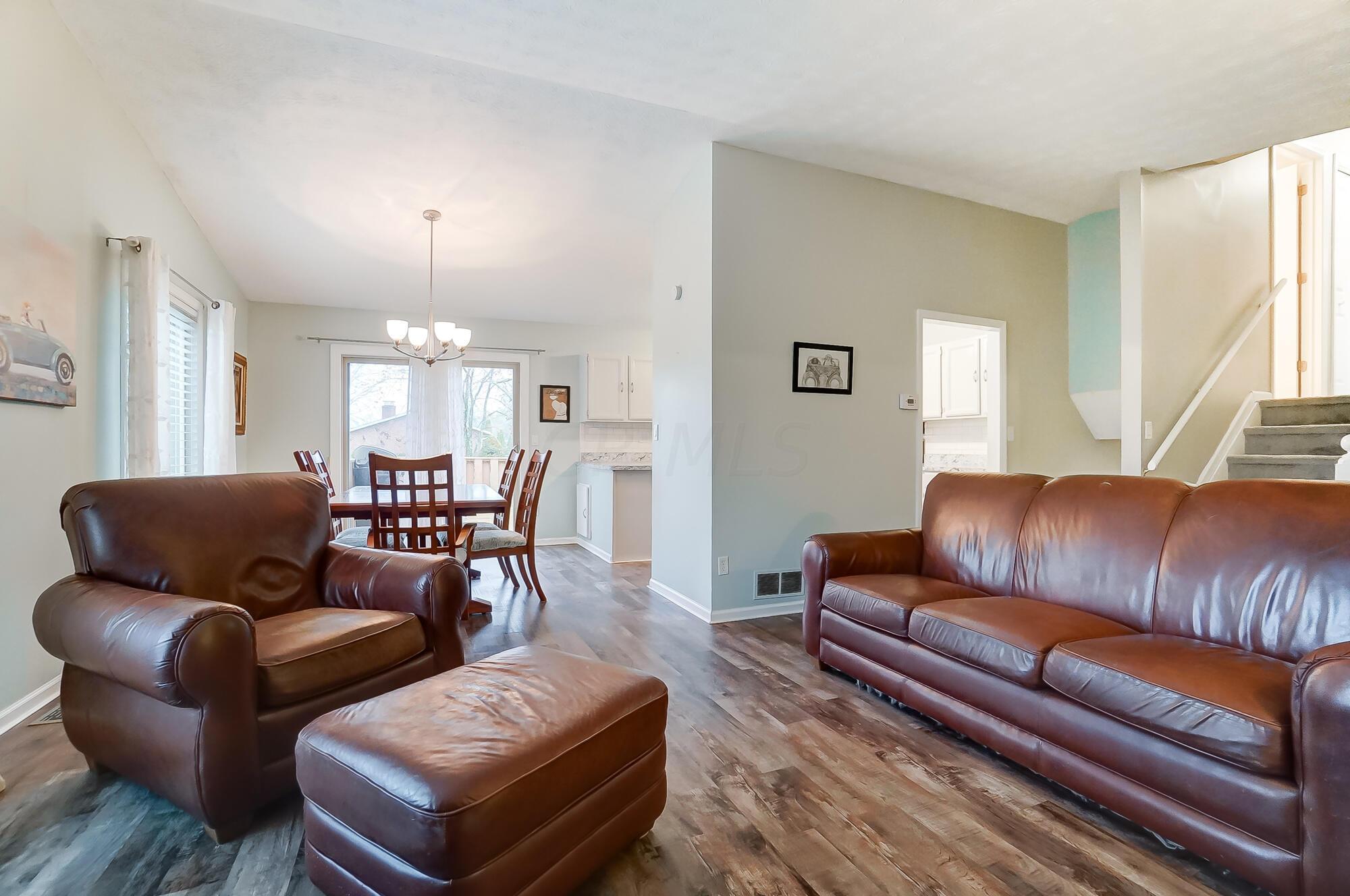 6964 Taylor Road Southwest Reynoldsburg, OH 43068 - Photo 10 of 42 Taylor Rd SW Livng and Dining Area Pic 2