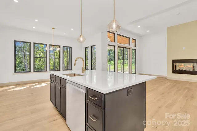 $797,000 | 27 Baxter Woods Lane, Candler, NC 28715