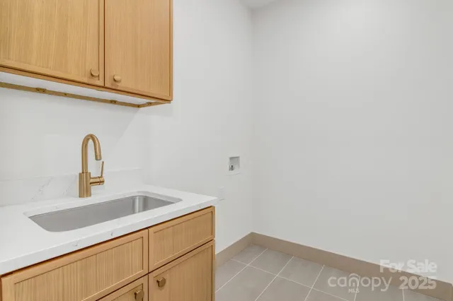 $797,000 | 27 Baxter Woods Lane, Candler, NC 28715