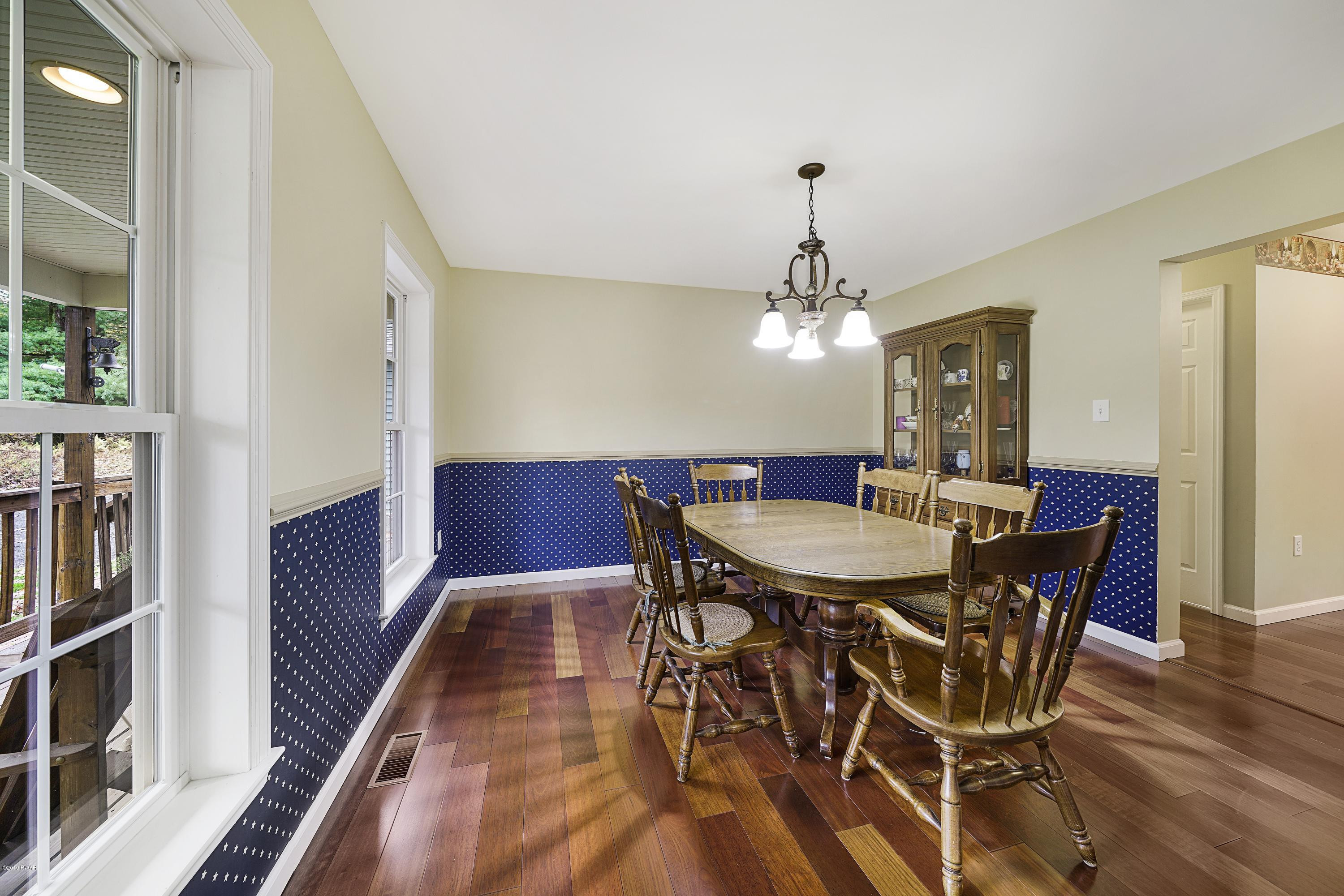 195 Fox Ridge Road Greeley, PA 18425 - Photo 16 of 39