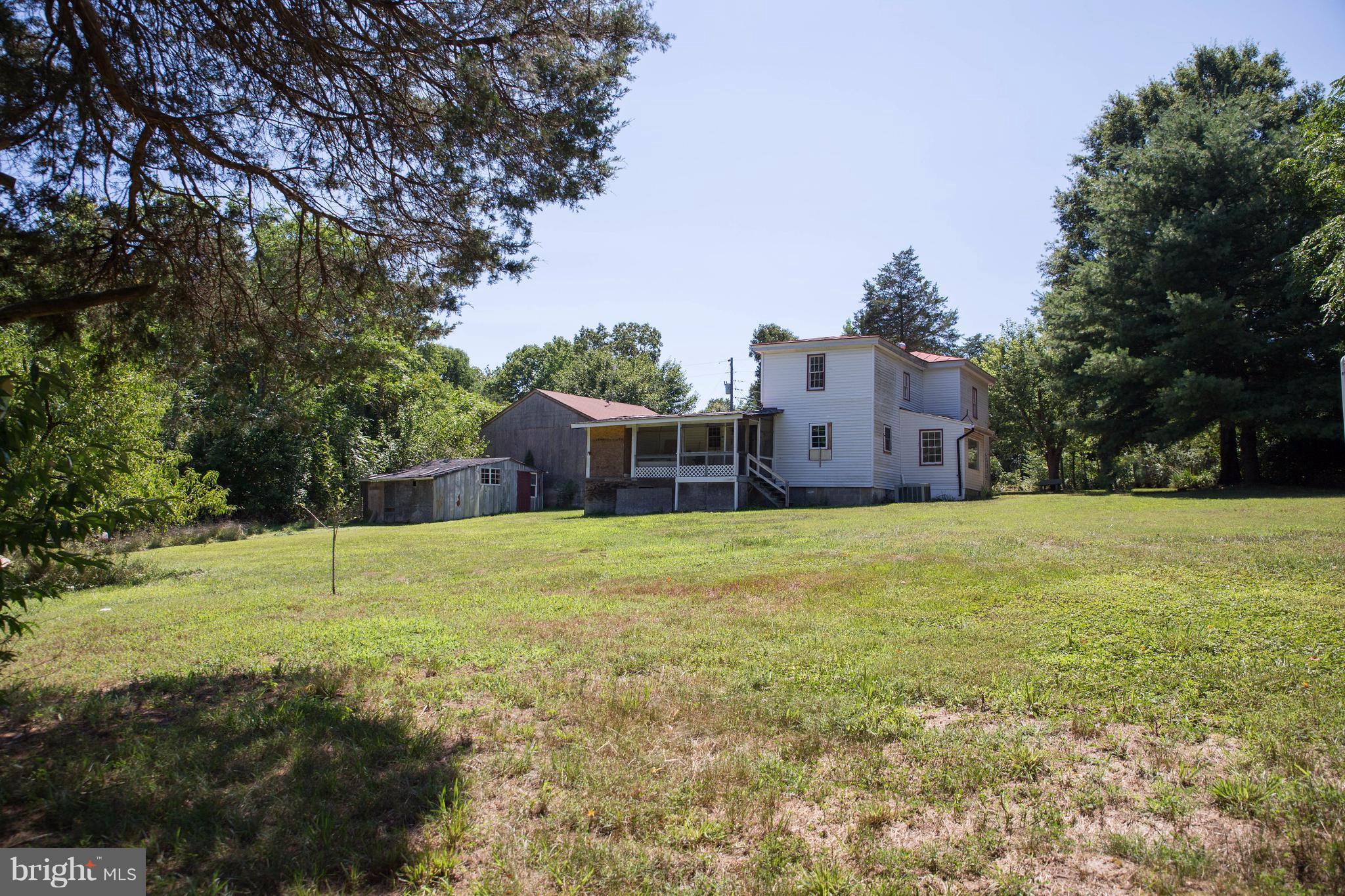 6498 Byrd Mill Road Louisa, VA 23093 - Photo 12 of 15 Exterior (Rear)