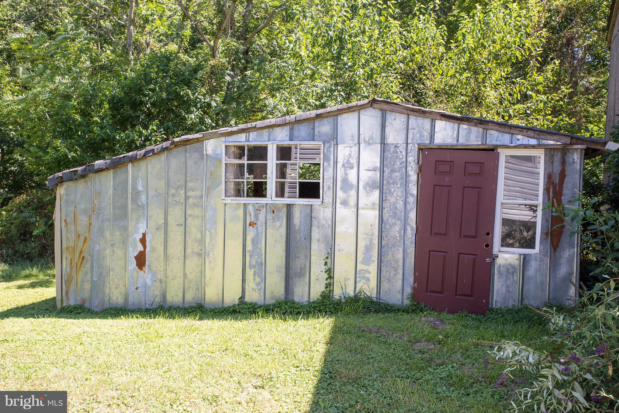 6498 Byrd Mill Road Louisa, VA 23093 - Photo 15 of 15 Shed