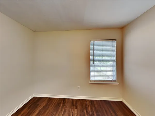 $1,930 | 2219 Shady Pine Drive, Conroe, TX 77301