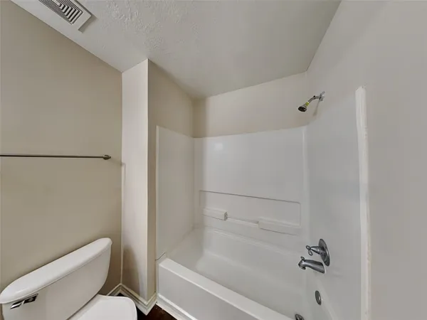 $1,930 | 2219 Shady Pine Drive, Conroe, TX 77301