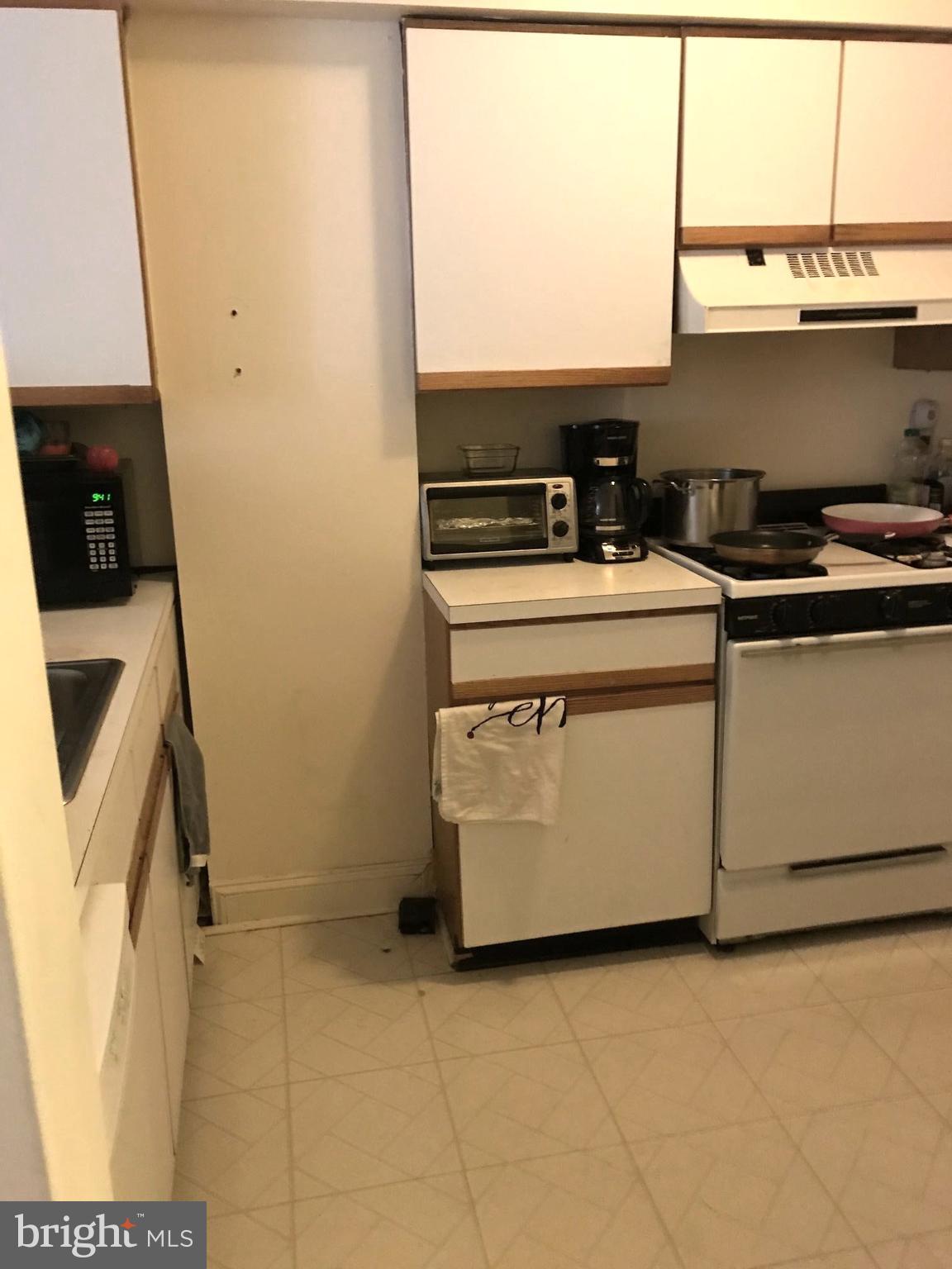 321 Scott Street Baltimore, MD 21230 - Photo 7 of 21 Kitchen