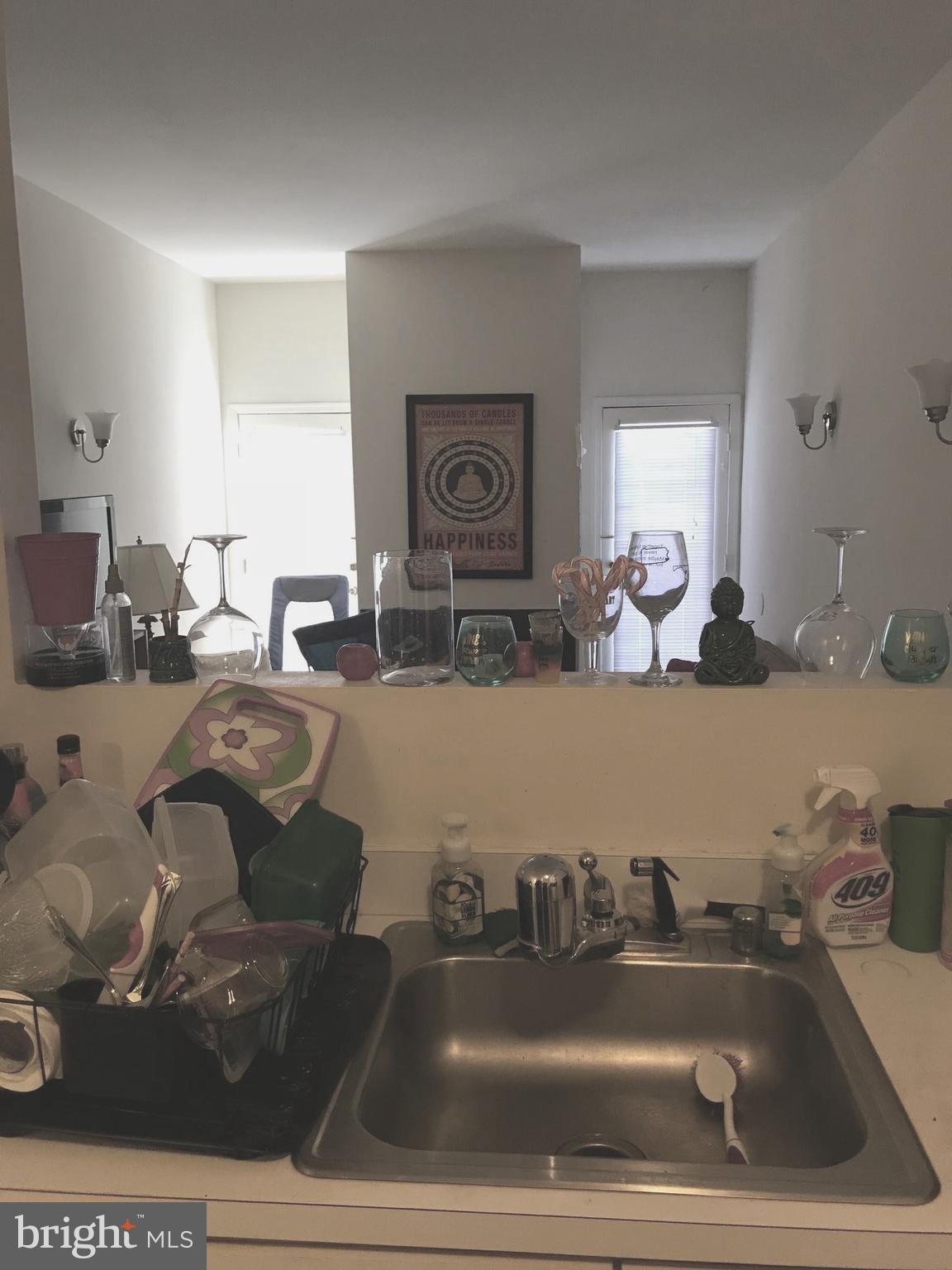 321 Scott Street Baltimore, MD 21230 - Photo 8 of 21 Kitchen Overlooking Living Room