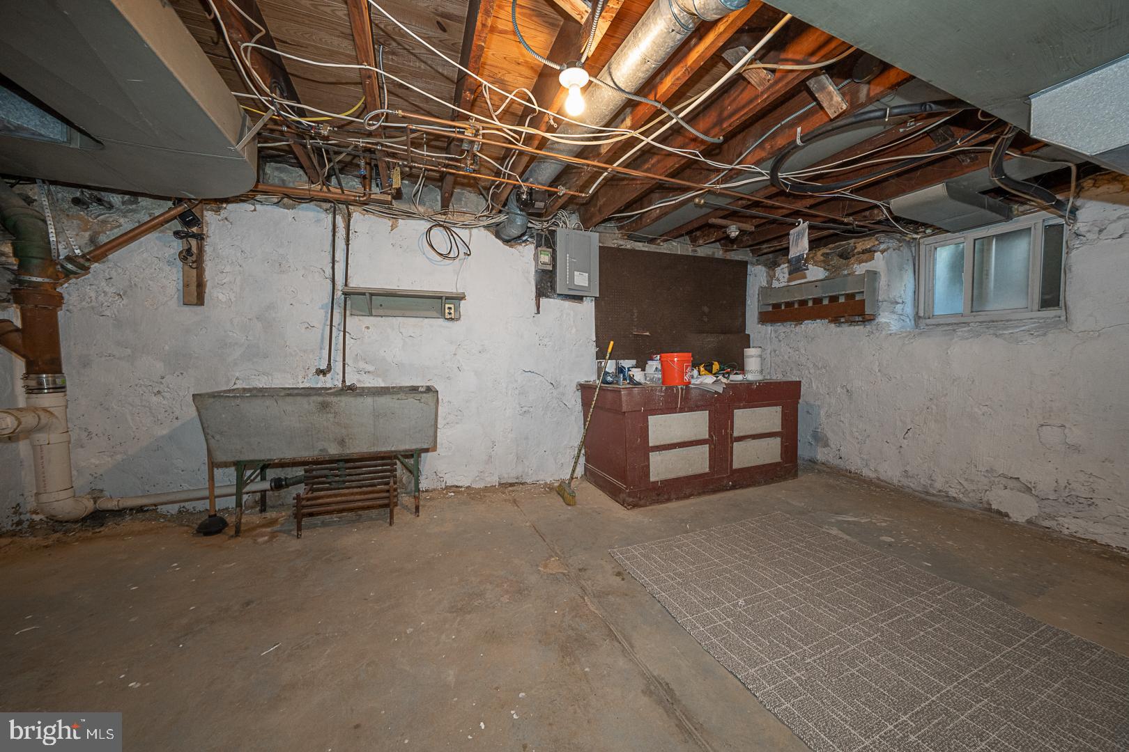 33 Rittenhouse Road Broomall, PA 19008 - Photo 38 of 47 a view of a patio with a table and chairs