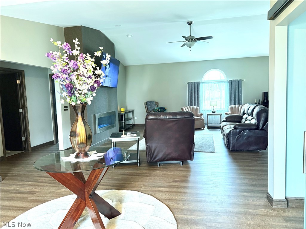 38612 Bell Road Willoughby, OH 44094 - Photo 8 of 43 Gallery Image 8