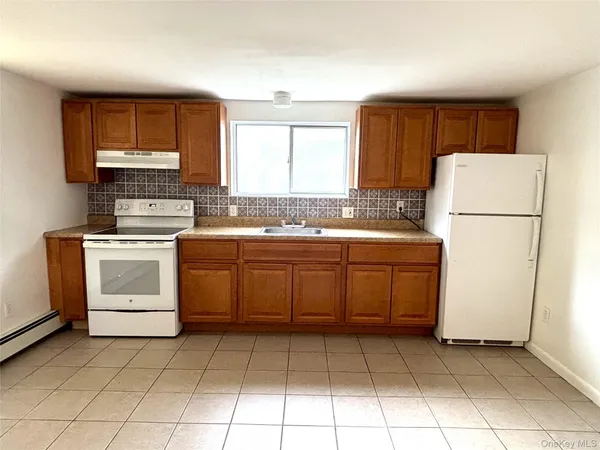 $1,550 | 7 Shady Creek Road, Unit 3A, Pleasant Valley, NY 12569