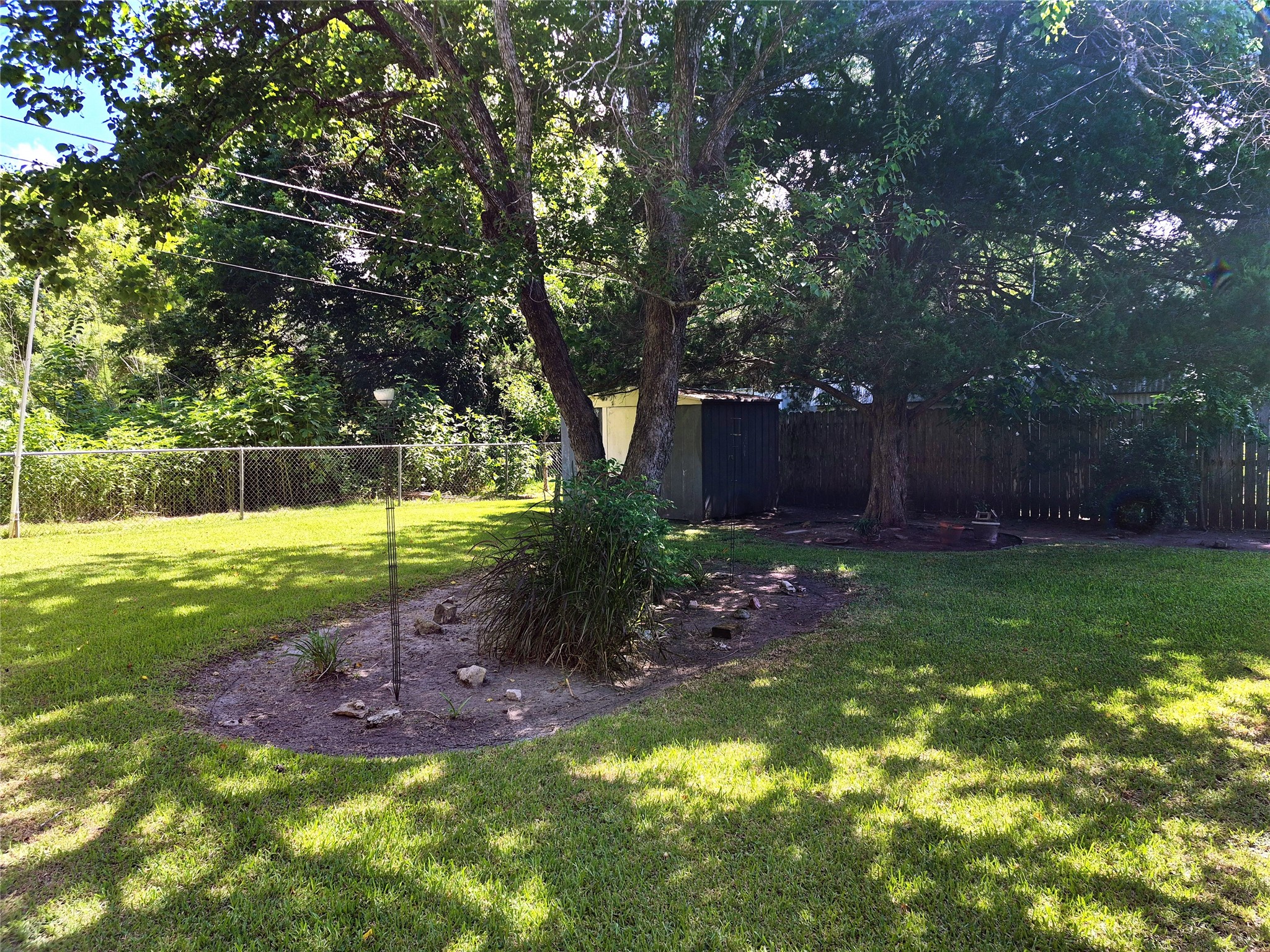 613 Southside Drive Angleton, TX 77515 - Photo 37 of 41
