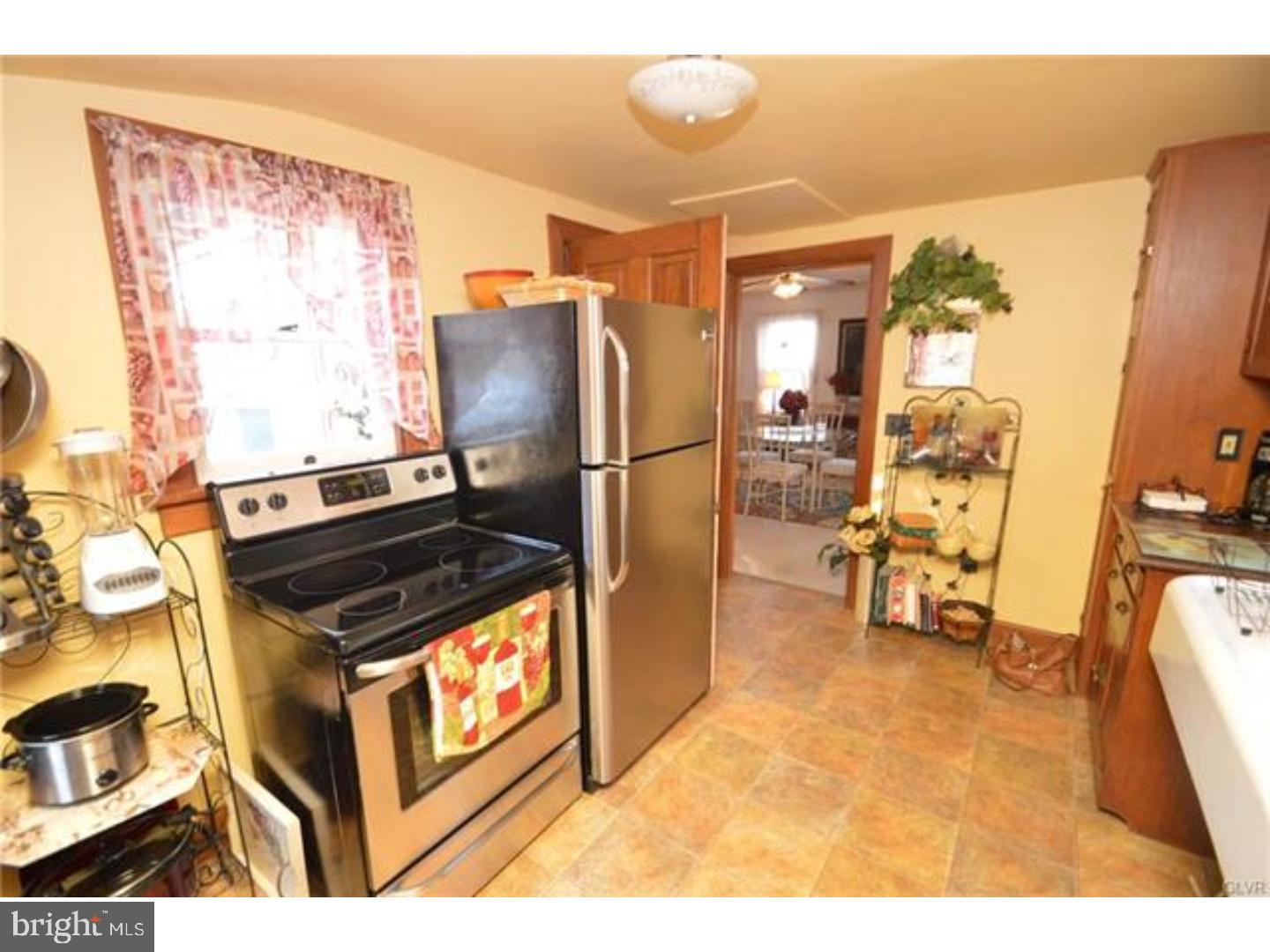 632 School Road Nazareth, PA 18064 - Photo 8 of 24 Gallery Image 8