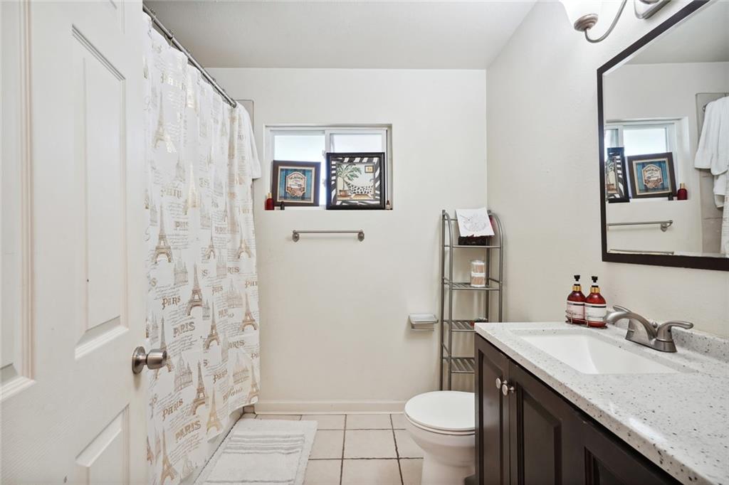 2500 Haring Road Metairie, LA 70001 - Photo 7 of 13 Gallery Image 7