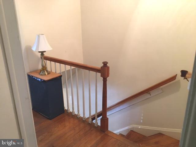5235 Fredcrest Road Baltimore, MD 21229 - Photo 7 of 12 2nd Floor Hallway
