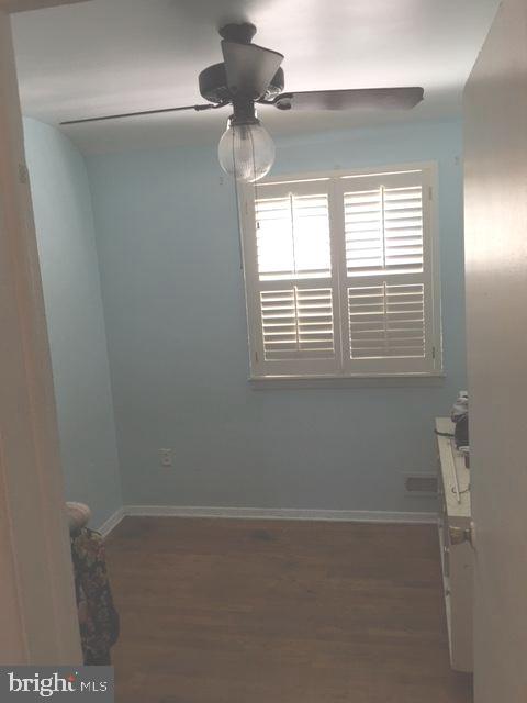 5235 Fredcrest Road Baltimore, MD 21229 - Photo 10 of 12 3rd Bed