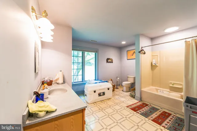 $2,599,000 | 20 F Constant Spring Road, Malvern, PA 19355