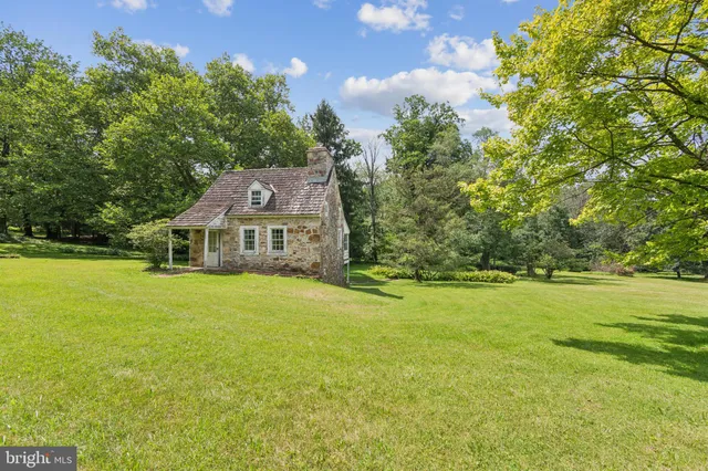 $2,599,000 | 20 F Constant Spring Road, Malvern, PA 19355