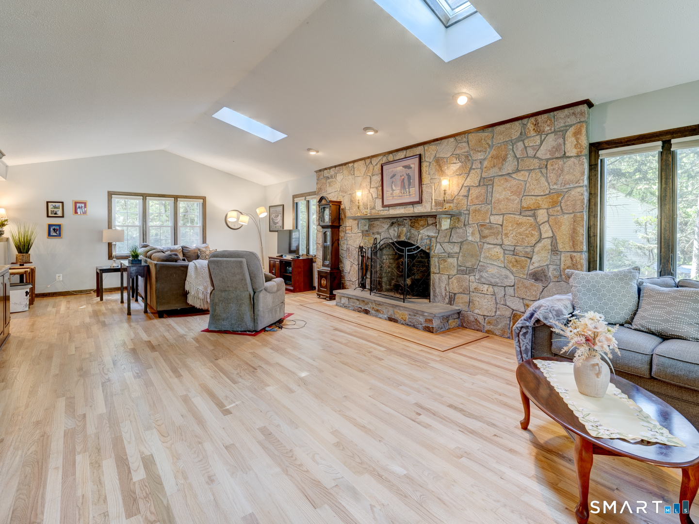 350 Brooke Meadow Road Berlin, CT 06037 - Photo 7 of 38