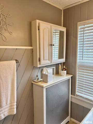 $135,000 | 310 Woodland Place, Jacksonville, IL 62650