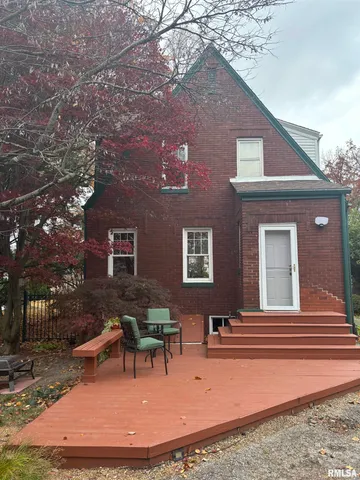 $135,000 | 310 Woodland Place, Jacksonville, IL 62650