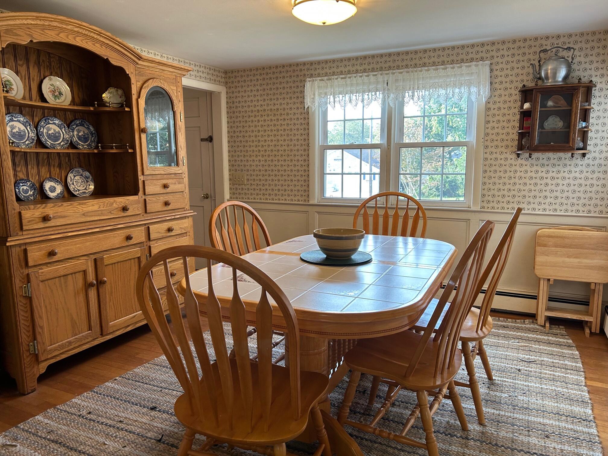 Dining room 1