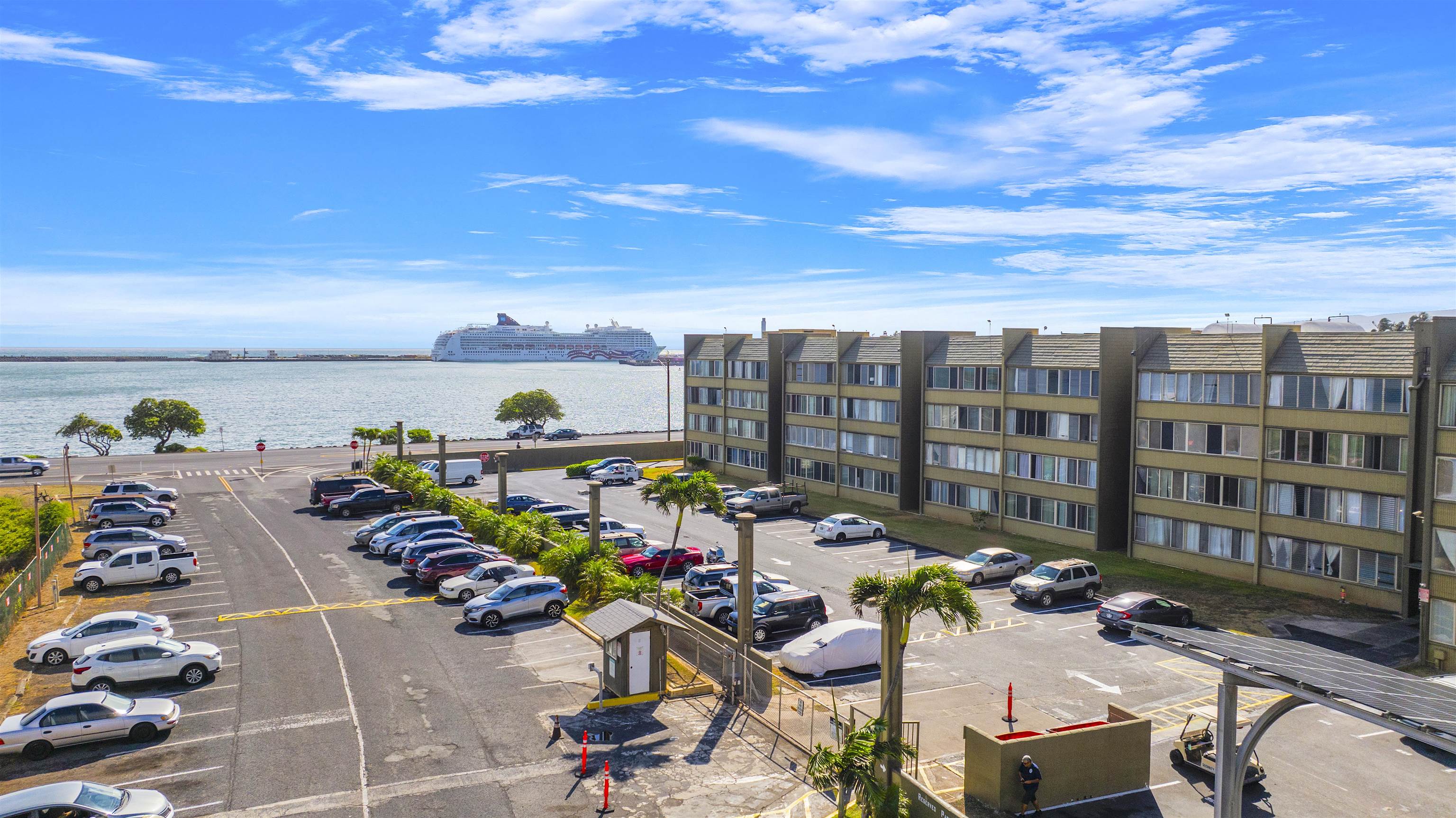 111 Kahului Beach Road, Unit D321 Kahului, HI 96732 - Photo 19 of 22 a view of a terrace with sitting area