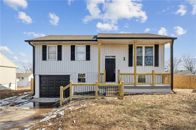 $259,950 | 827 North Choctaw Avenue, Independence, MO 64056