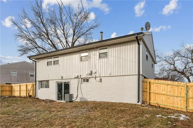 $259,950 | 827 North Choctaw Avenue, Independence, MO 64056