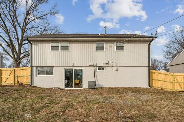 $259,950 | 827 North Choctaw Avenue, Independence, MO 64056