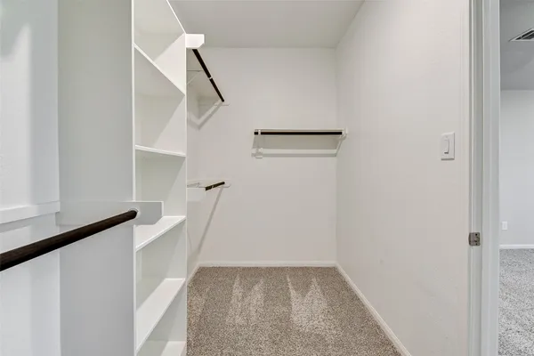 $2,295 | 12902 Royal Ann Way, Tomball, TX 77375