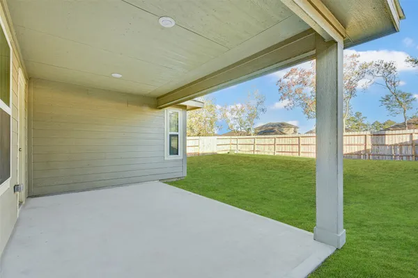 $2,295 | 12902 Royal Ann Way, Tomball, TX 77375