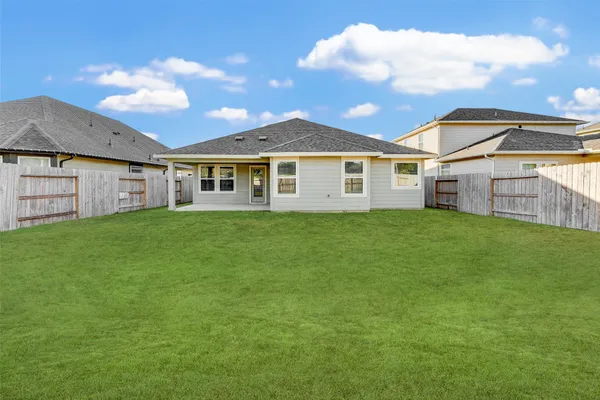 $2,295 | 12902 Royal Ann Way, Tomball, TX 77375