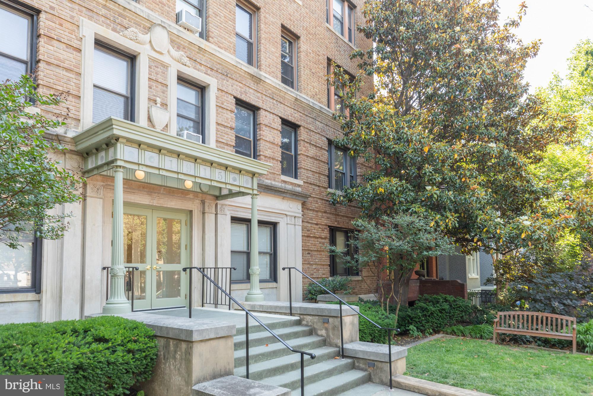 1915 16th Street Northwest, Unit 604 Washington, DC 20009 - Photo 3 of 31