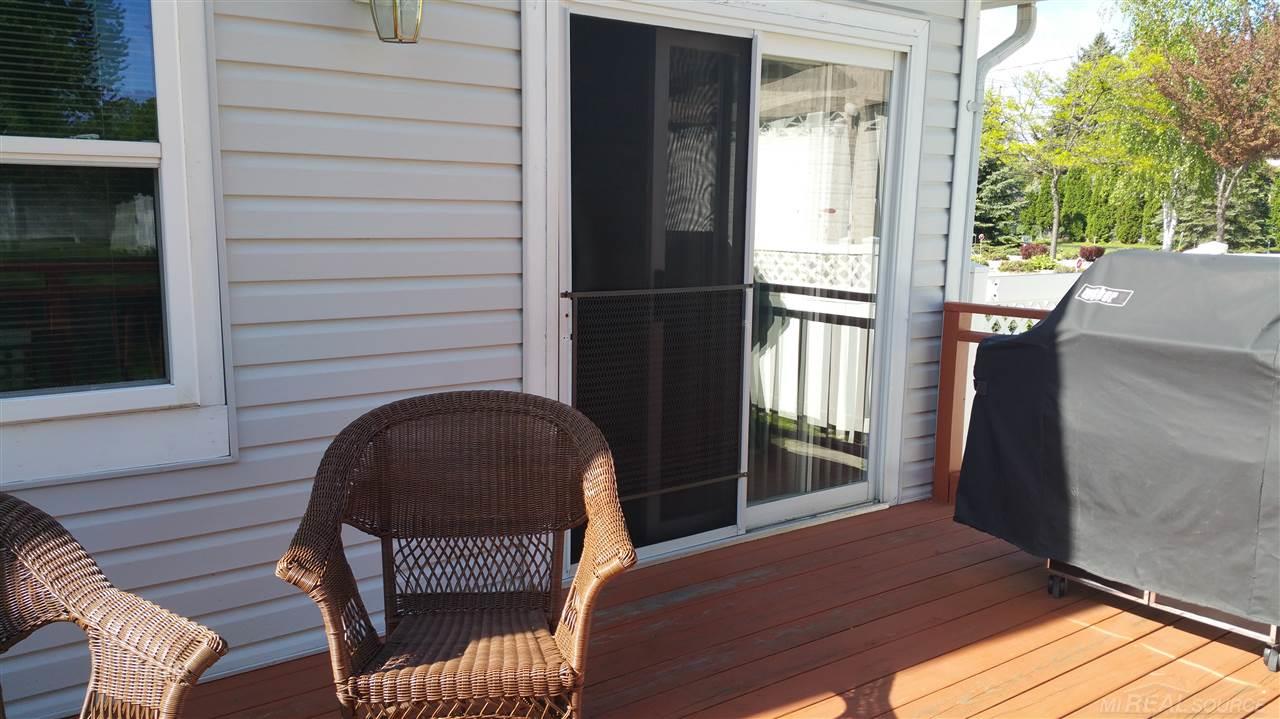 462 South Boulevard Rochester, MI 48307 - Photo 15 of 64 31243782-14.JPG