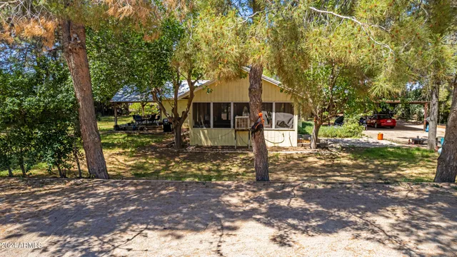 $1,250,000 | 21410 South Lindsay Road, Chandler, AZ 85286