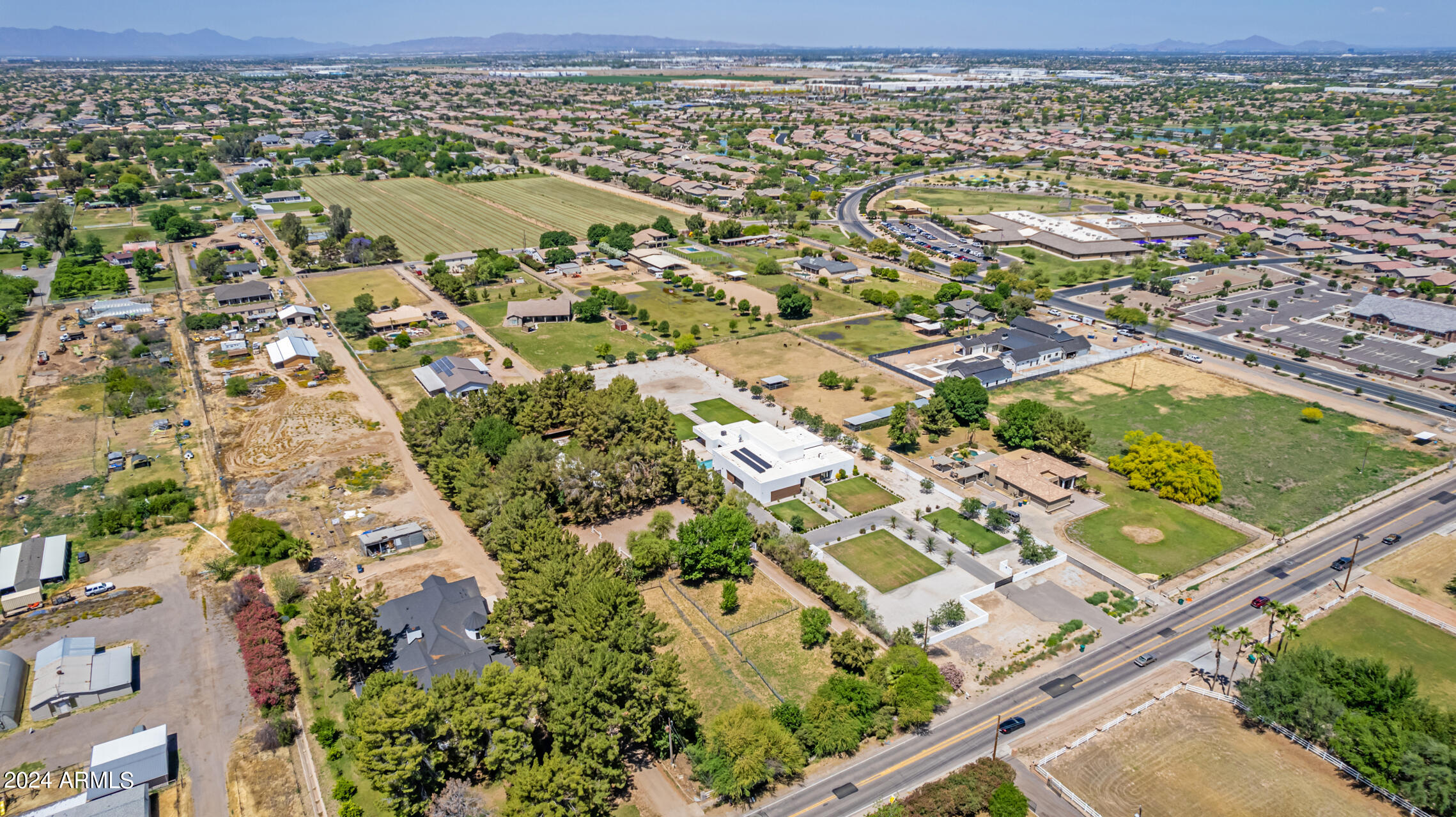 21410 South Lindsay Road Chandler, AZ 85286 - Photo 8 of 28 Lindsay Aerial