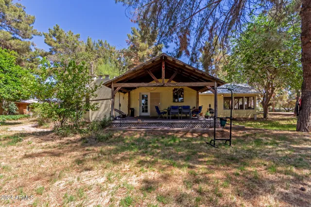 $1,250,000 | 21410 South Lindsay Road, Chandler, AZ 85286