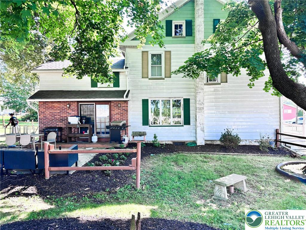 505 Penn Street Bath, PA 18014 - Photo 17 of 23 a front view of a house with garden